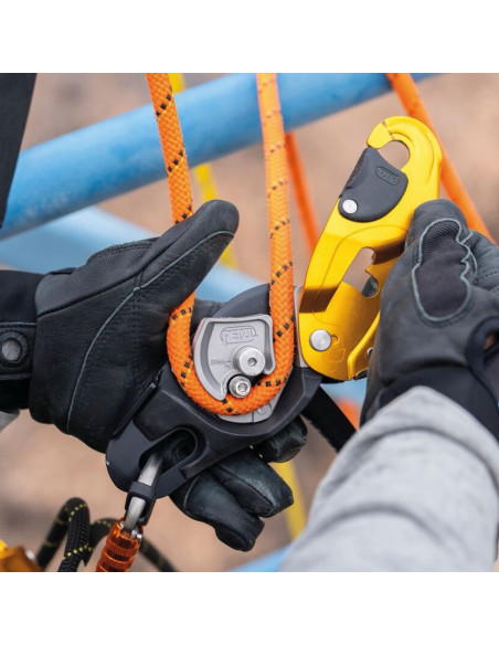 Descendeur - RIG 2026 - PETZL®