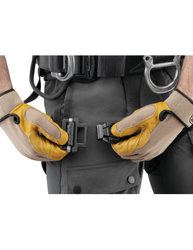 Harnais de suspension - AVAO FAST 2025 - PETZL®